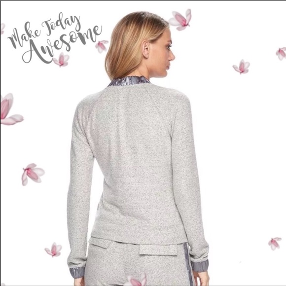 NEW Juicy Couture Zip up Bomber size Large Jacket - Picture 2 of 3